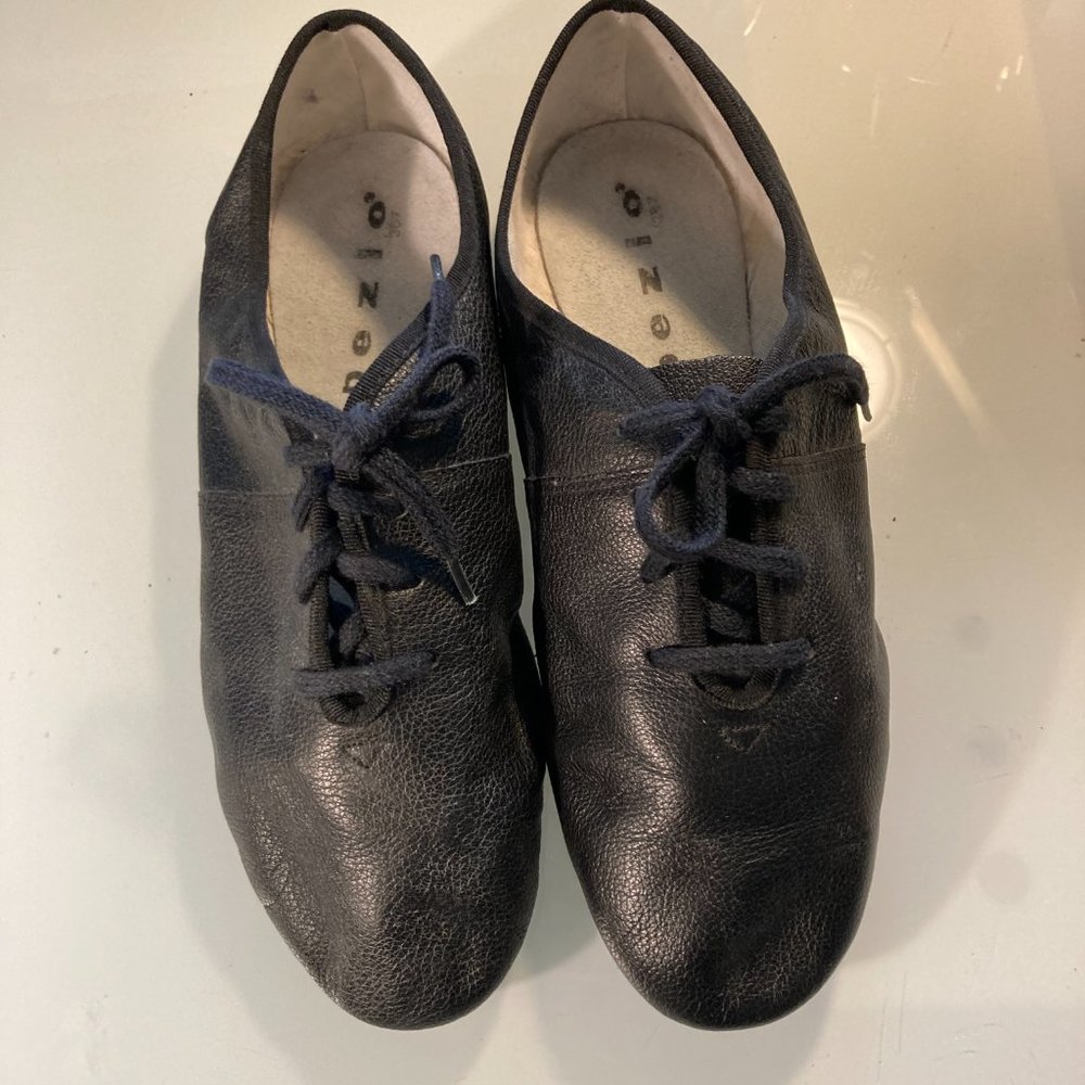 357 Capezio Full Sole Jazz Shoe (Black)